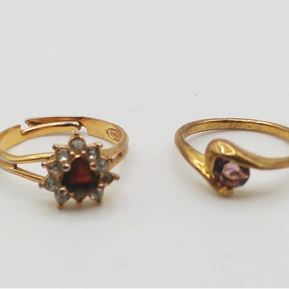 Avon Vintage Gold Tone Ring Set Red Flower Cluster Purple Bypass Adjustable